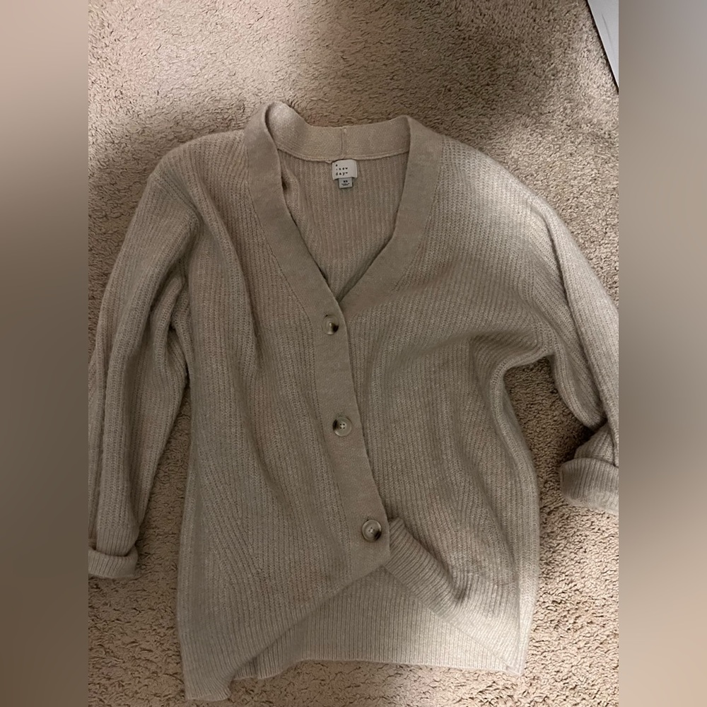 Oversized Chunky Knit Cardigan